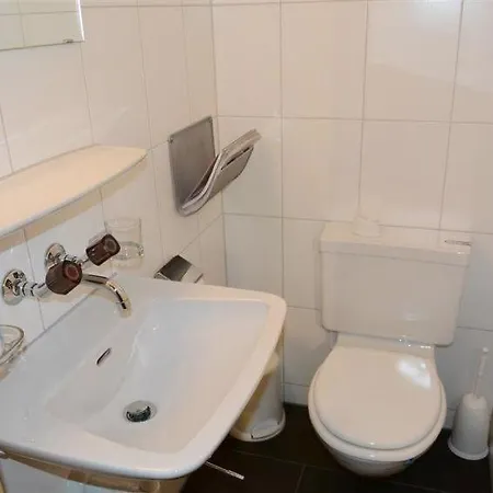 Διαμέρισμα Sleeps 6 Wifi Zweisimmen
